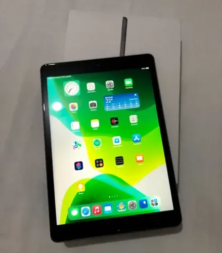 Ipad 8 - 128GB Completo