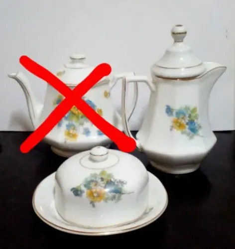 Jogo de chá em porcelana - 2 peças