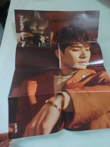 Pôster NUEST Aron Happy Ever After original