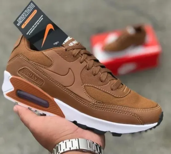 Tênis masculino e feminino 90