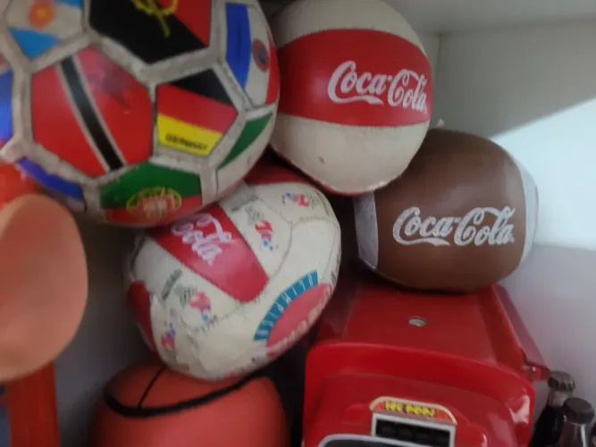Antigas bolinhas da olimpíadas de Sydney coca-cola
