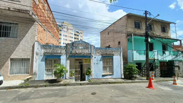 3 casas à venda no Barbalho.