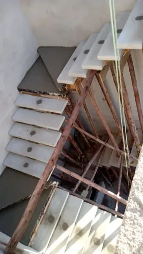 Escadas diferenciada. 19.99403.0512 