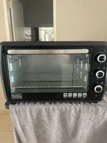 Forno de bancada elétrico Black+Decker FT50 50L preto NOVO