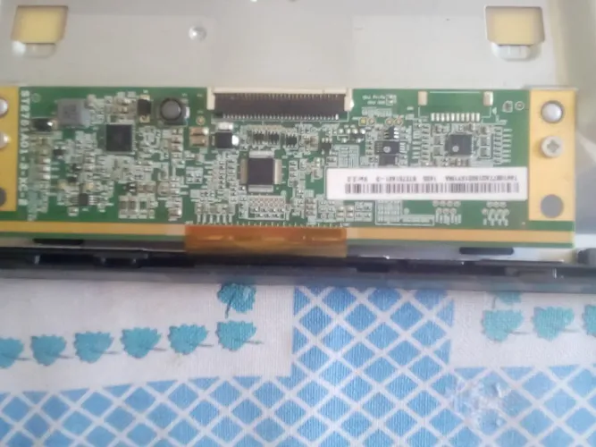 Placa t com TV Samsung LT 28 D 310 LH ( original )