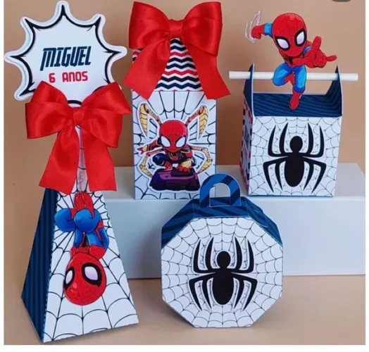 Caixas personalizadas para aniversário 