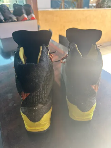Bota La Sportiva número 42