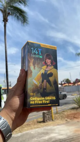 Realme 14T 5G 256/8  Free Fire - Cód. Grátis