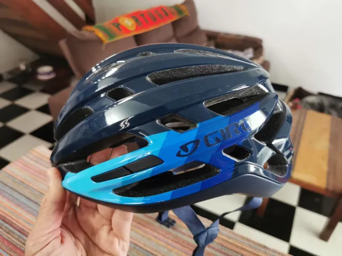 Capacete Ciclismo Giro Agilis - Azul Marinho Tamanho M - MTB e Speed