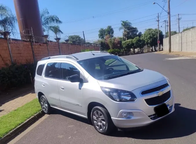 Chevrolet Spin Advantage 1.8 8V Econo.flex 5P Aut. 2017
