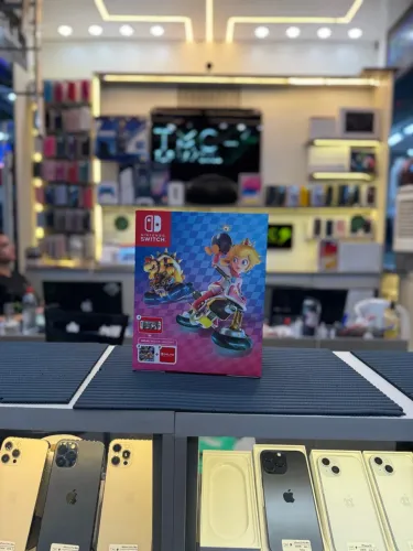 Nintendo Switch OLED com Mario Kart 8 Deluxe - Novo!