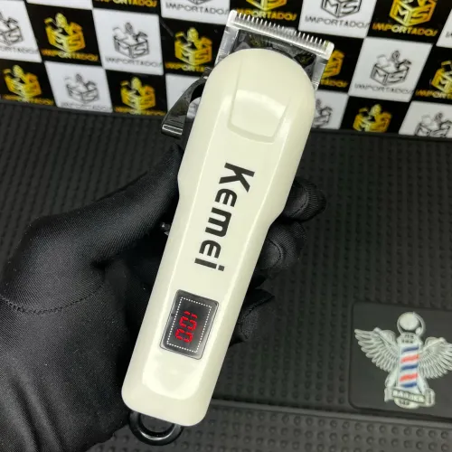 MÁQUINA DE CORTE KEMEI COM DISPLAY DE BATERIA 809A