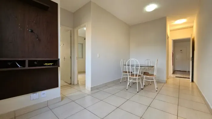 Cód 145 - Apto à locação no Condominio Moradas do Bosque