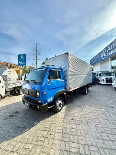 VW 8.160 4x2 BAÚ 6,20 M 2013 ( SOMOS LOJA )