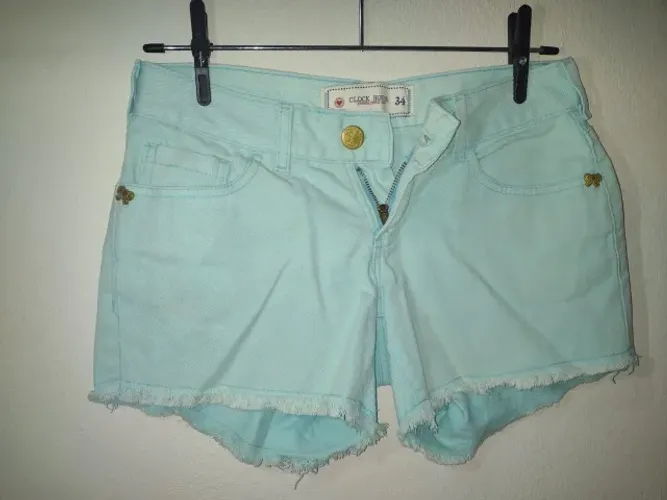 Short jeans azul claro tamanho 34