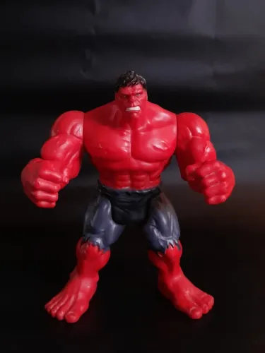 Red Hulk Hasbro