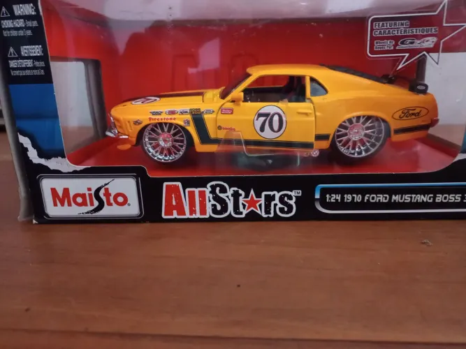 Miniatura Ford Mustang Boss 302 1970 - Maisto