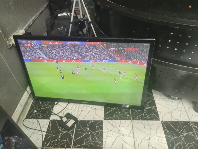 Vendo tv Samsung 55 polegadas top de linha em estado de nova obd. Nao e smartv R$ 900,00