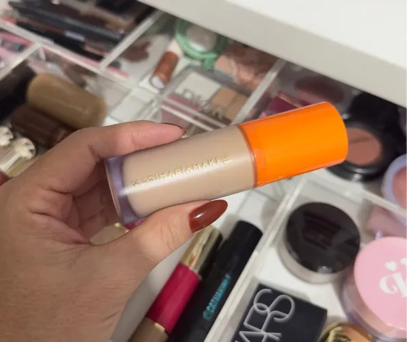 Base Mari Maria Velvet skin bege claro 2 