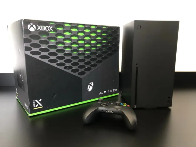Xbox Series X - 1TB SSD - Zerado! Usado poucas vezes