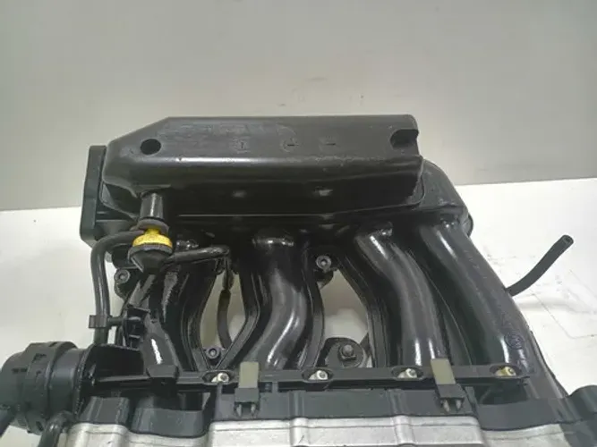 Coletor De Admissão A3 / Golf 1.8 20v Aspirado 1999 A 2006 