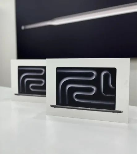 MacBook Pro M4 Max 14.2 2026