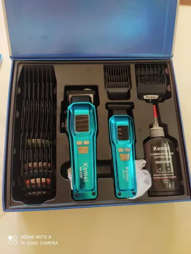Kit duas Máquina de corta cabelos kemei 2797- corte + acabamento 