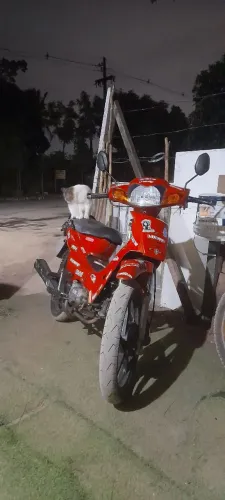 Vendo fenix bem arrumada 2012