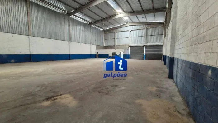 Galpão com 2.120 m² com Doca em Goiana - PE