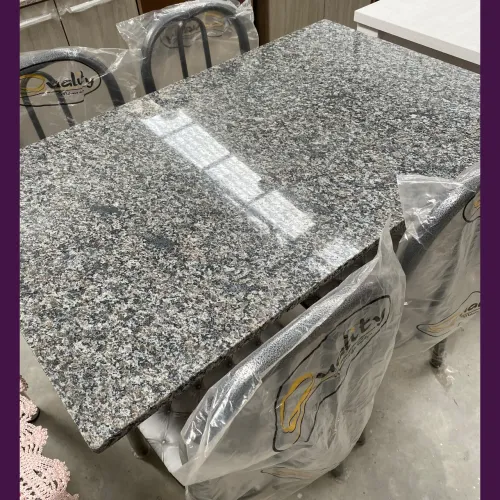 Mesa de jantar com 4 cadeiras - entregamos hoje 