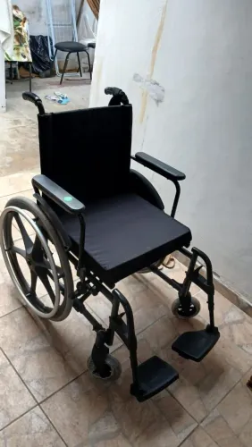 Cadeira de Rodas