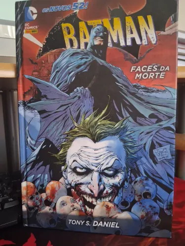 Batman _ Faces da Morte / capa dura 