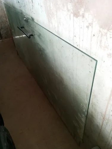 Porta de Vidro Temperado com Puxador