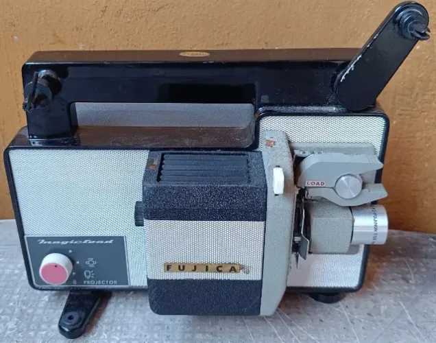 Projetor Fujica Made In Japan Super 8 Otimo Estado Funciona