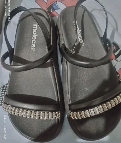 Sandálias Moleca Preta com Strass