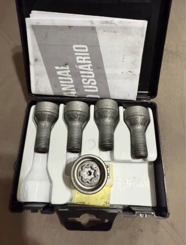 Kit Parafuso Antifurto Jeep Compass/Commander 2.0 Hurricane e Ram Rampage R/T