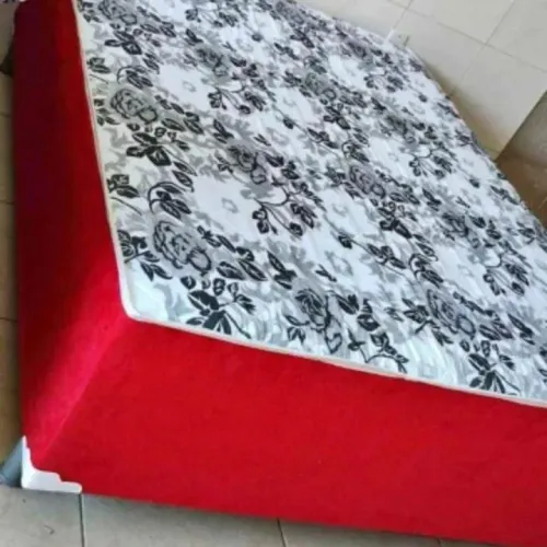 Cama Box Casal novas bem macias e acolchoadas 