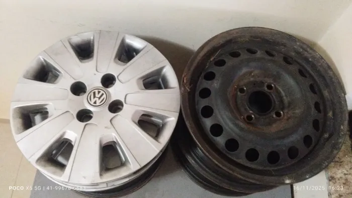 3 rodas 4x100, 4 calotas