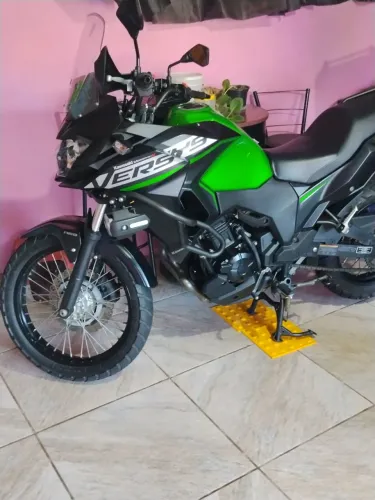 Versys 300