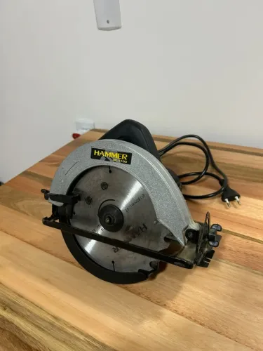 Serra circular Hammer 1100W (127V)