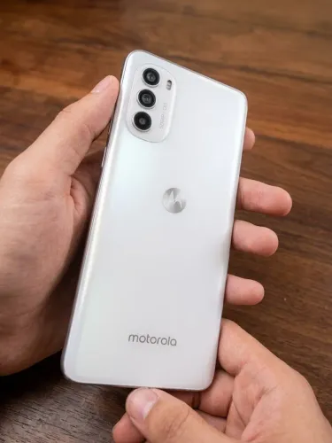 Moto G52