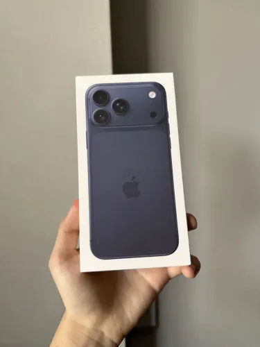 iPhone 17 pro max Azul
