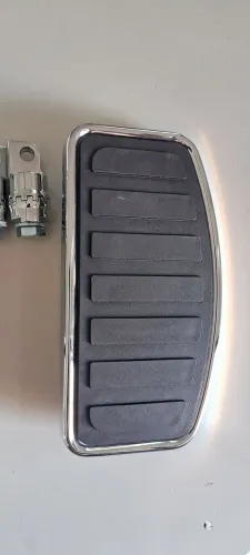 Pedaleira dianteira para moto custom