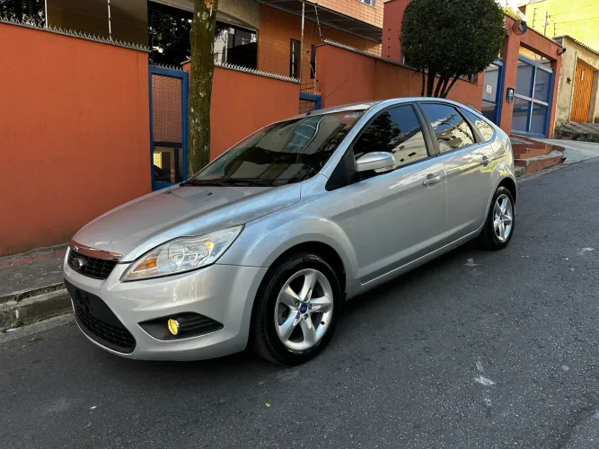 Ford Focus 2.0 16v/ 2.0 16V Flex 5P 2013