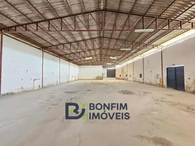 Oportunidade com 01 galpão na melhor localização do Distrito Industrial!