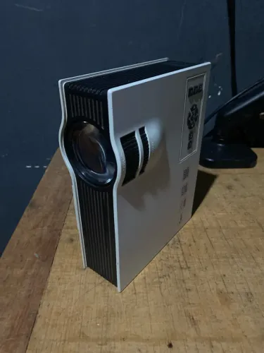 Projetor Mini UC40 Branco