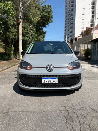 Volkswagen Up! Move 1.0 TSI Total Flex 12V 5P 2016