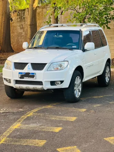 Mitsubishi Pajero TR4 2.0/ 2.0 Flex 16V 4X4 Mec. 2012