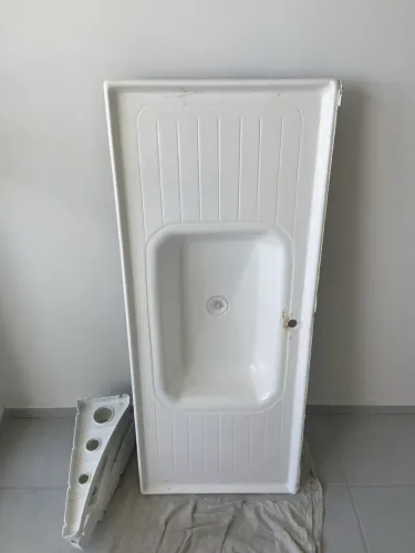 Conjunto de pia cozinha, banheiro e lavanderia