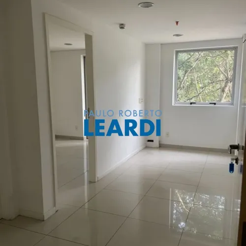 CONJ. COMERCIAL - LIBERDADE - SP